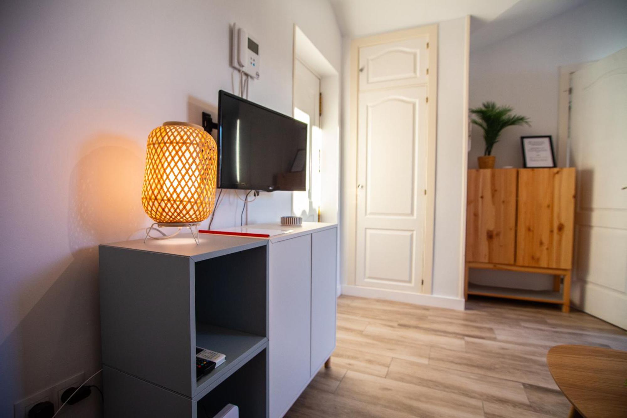 Benalhome - Tu Hogar Con Terraza Y Ducha Exterior Benalmadena Luaran gambar